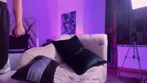 Vincent online show from November 4, 2:24 am