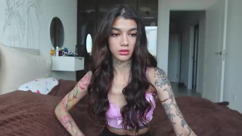 vinkitinkii online show from October 7, 7:48 am