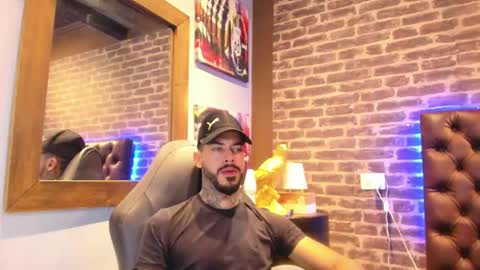 ---Vinzen--- online show from October 16, 4:23 am