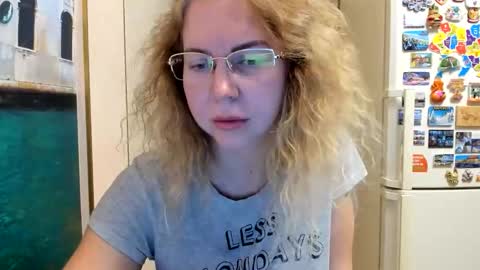 viodetta online show from October 26, 3:44 pm