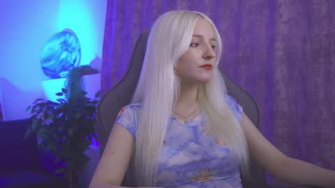 violamore online show from May 16, 5:44 pm