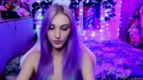 Snapshot of violet_noir_ chatting on March 3, 11:44 am Deya online show from March 3, 11:44 am