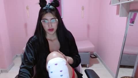 Violet  online show from October 27, 4:51 pm