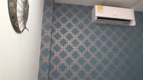 Violeta  online show from February 20, 1:25 am