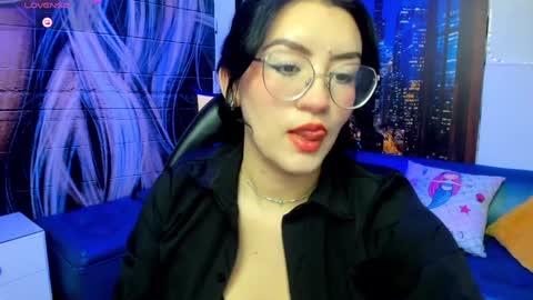 Snapshot of violeta_diazz chatting on January 25, 9:14 pm     online show from January 25, 9:14 pm