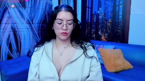 Snapshot of violeta_diazz chatting on February 2, 9:18 am     online show from February 2, 9:18 am