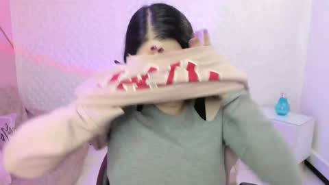 Snapshot of violeta_diazz chatting on October 6, 9:10 pm     online show from October 6, 9:10 pm