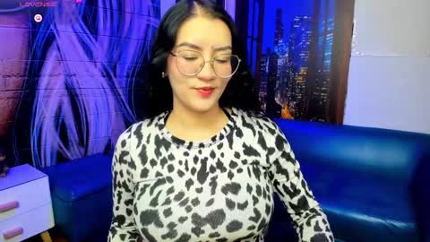 Snapshot of violeta_diazz chatting on February 19, 9:14 pm     online show from February 19, 9:14 pm