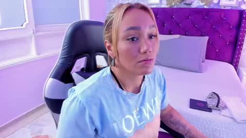 violeta_medina online show from March 9, 3:01 am