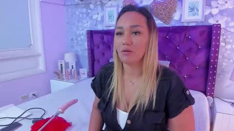 violeta_medina online show from September 30, 10:59 am