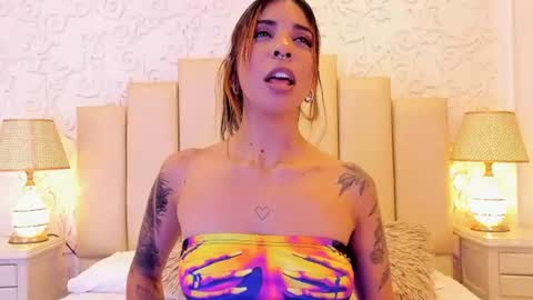 Violeta online show from June 18, 3:50 pm