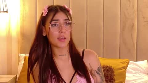 Cute Violet online show from September 26, 4:42 am