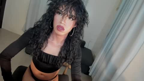 Violet online show from January 12, 8:25 pm