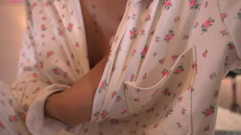 violeth___ online show from June 22, 10:23 am