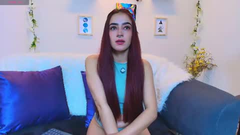 violeth_rosse_ online show from June 13, 12:59 pm