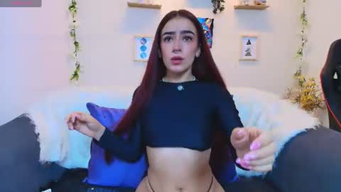 violeth_rosse_ online show from June 11, 12:25 pm