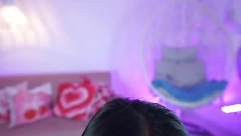 violetjonesx online show from June 15, 11:35 am