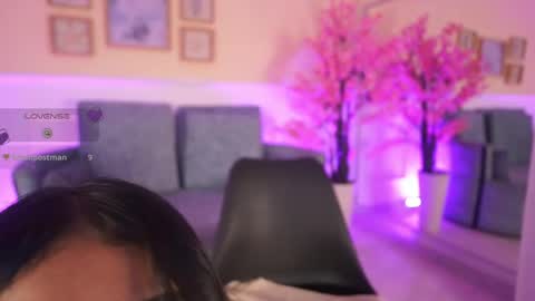 violetjonesx online show from May 8, 11:49 am