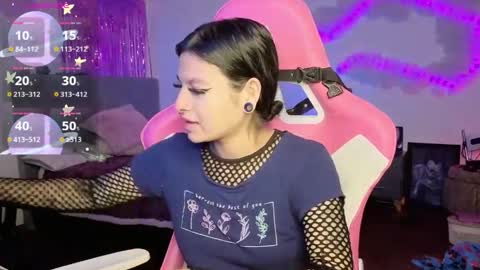   online show from March 30, 8:20 pm