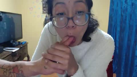 Violet777  online show from November 4, 11:50 pm