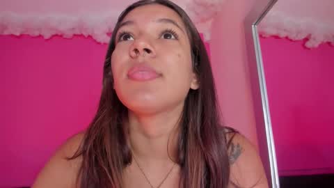 violett_24_ online show from March 6, 12:30 pm