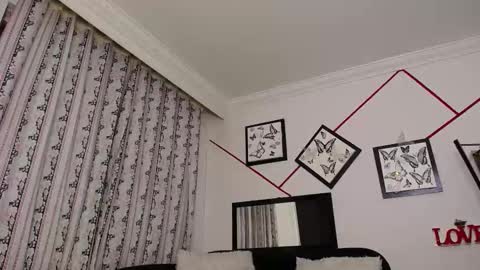 violetta_afrodita online show from November 12, 9:50 pm