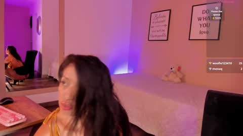 Snapshot of violetta_bold chatting on September 27, 12:03 pm violetta_bold online show from September 27, 12:03 pm