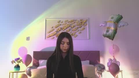 violetta_finch online show from June 25, 10:42 am