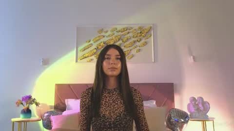 violetta_finch online show from June 28, 12:23 pm
