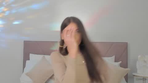 violetta_finch online show from March 6, 1:46 pm