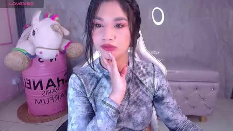 Violetta  online show from October 16, 3:50 am