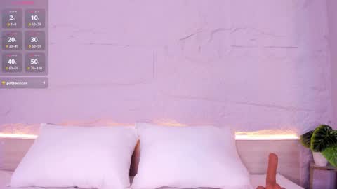 Violetta  online show from December 4, 8:30 pm