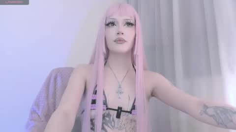 Violett online show from March 27, 6:41 am