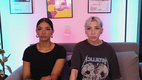 Violet online show from April 2, 12:51 am