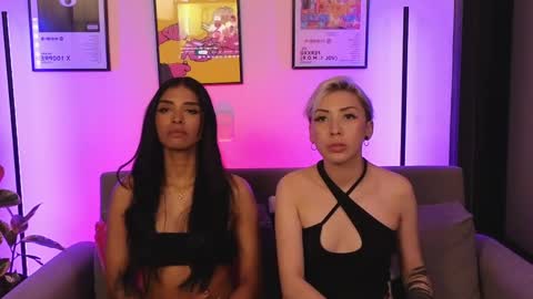 Violet online show from April 13, 2:49 am