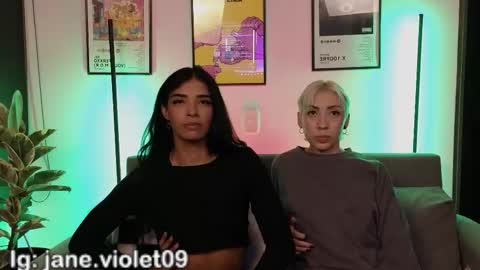 Violet online show from December 4, 4:12 am