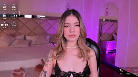 Violett  online show from September 23, 6:47 pm