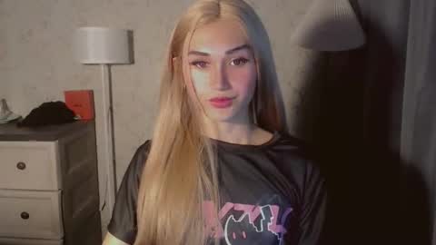 Pearl online show from November 24, 10:03 am