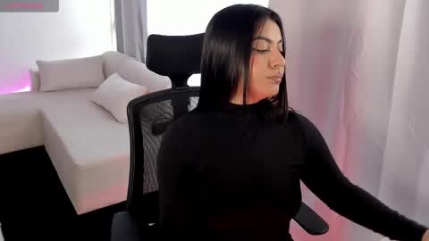 Lu online show from February 13, 7:17 pm