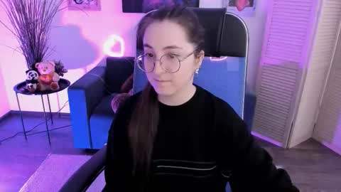 your love online show from November 28, 7:37 am