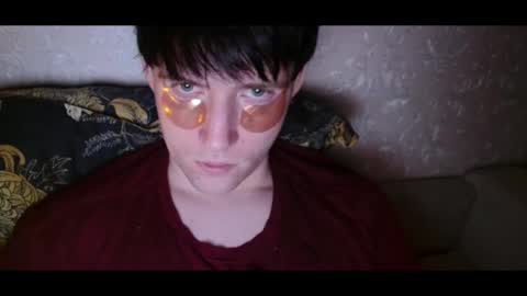 vitiligoboyy online show from May 20, 1:02 am