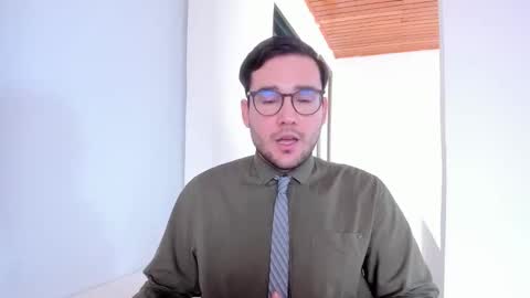 Vito Ferrer online show from November 17, 3:47 pm