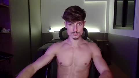 vitoraugustoxxx online show from September 26, 10:51 pm