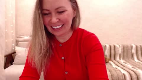 Vivian online show from March 19, 3:50 pm