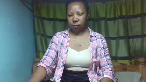 viviane0812 online show from October 1, 2:38 pm