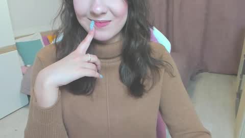 Vivian online show from January 5, 9:25 pm