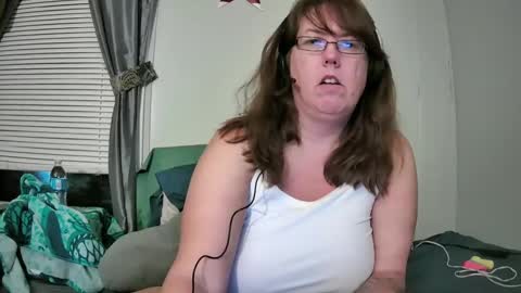 Snapshot of vixsinddd chatting on October 23, 3:19 am VixSinDDD online show from October 23, 3:19 am