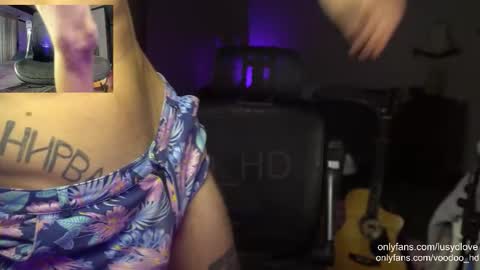 Voodoo and Lucy online show from October 10, 2:39 am