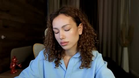 Lily online show from July 27, 6:11 am