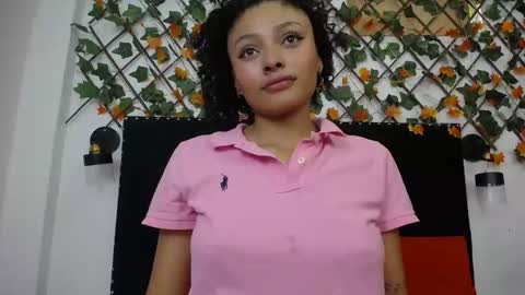 vsamanthaper2 online show from April 9, 7:30 pm